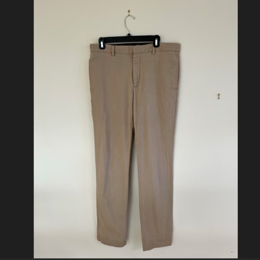 Banana Republic Aiden Fit Flat Front Men's Chinos (Size 33x34)